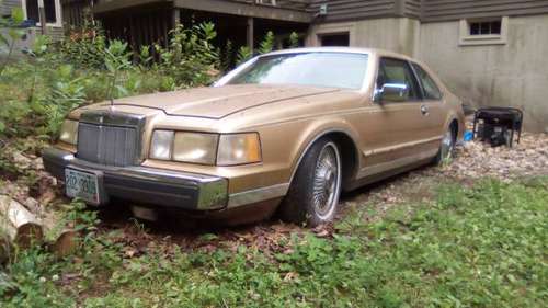 1984 Lincoln Mark VII Bill Blass - cars & trucks - by owner -... for sale in Barrington, NH