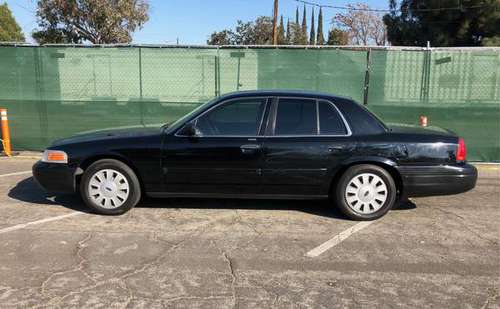 CROWN VICTORIA P71 - cars & trucks - by owner - vehicle automotive... for sale in Pasadena, CA
