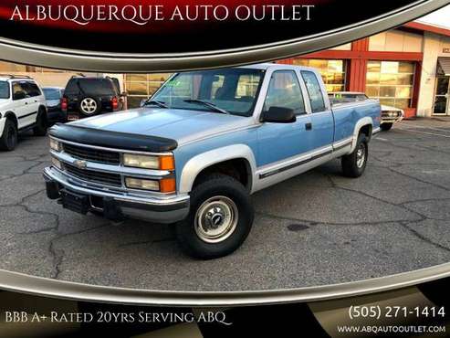 Chevrolet 2500 Diesel 4x4 Crew Cab Low Miles Waranted We Finance/Trade for sale in Albuquerque, NM