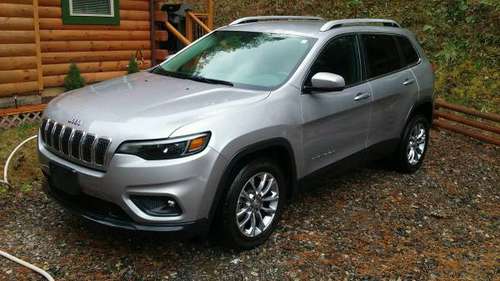 2019 Jeep Cherokee FWD Latitude - cars & trucks - by owner - vehicle... for sale in Murphy, 28906, GA