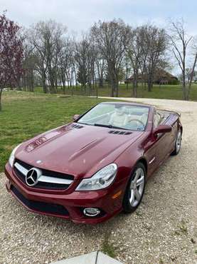 Merceses SL550 Hardtop Convertable for sale in Springfield, MO