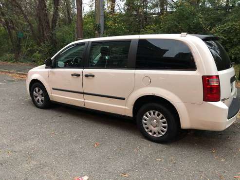 08 Dodge Grand Caravan 41k - cars & trucks - by owner - vehicle... for sale in Annandale, District Of Columbia