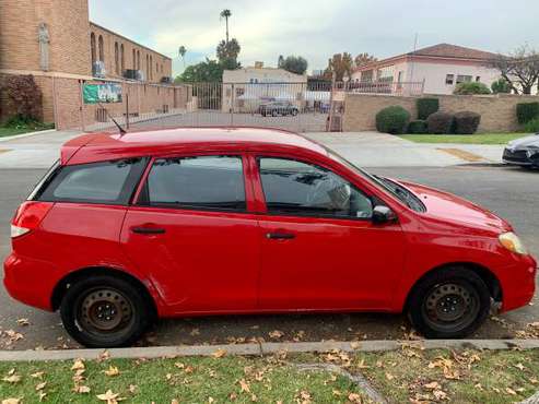 TOYOTA MATRIX (2004) - cars & trucks - by owner - vehicle automotive... for sale in Los Angeles, CA