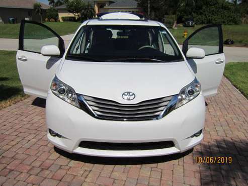 Toyota Sienna XLE 3.5 L for sale in Fort Myers, FL