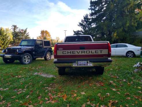 1989 3500 chevy Silverado for sale in Lapeer, MI