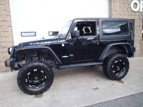 2012 Jeep Wrangler 6 cyl, 6-speed, Lifted, 21, 000 miles! - cars & for sale in Chicopee, NY