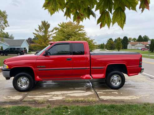 1999 2500 Cummins 4wd - cars & trucks - by owner - vehicle... for sale in Grove City, VA
