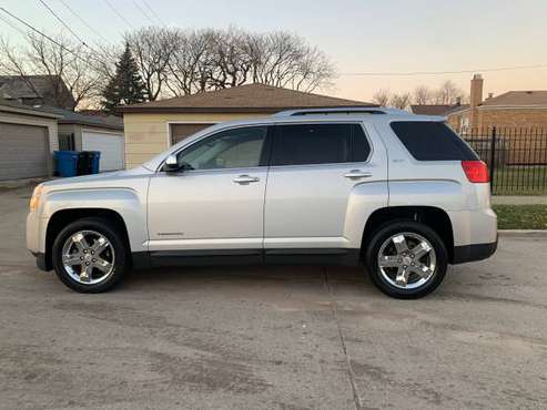 GMC Terrain AWD 2012 - cars & trucks - by owner - vehicle automotive... for sale in Chicago, IL