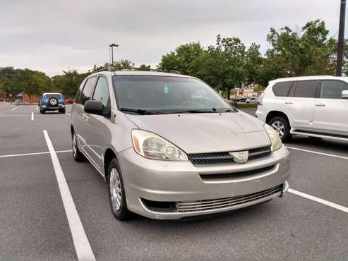 2004 Toyota Sienna Great Condition VA Inspected 1 owner Clean CARFAX... for sale in Annandale, District Of Columbia