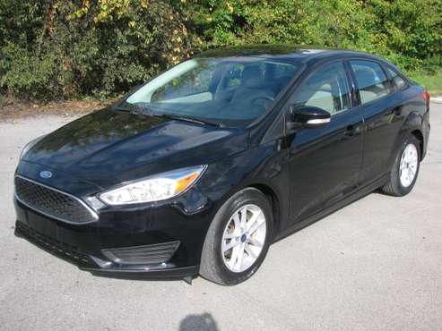 2017 FORD FOCUS SE.....4CYL AUTO.....GAS SAVER....SHARP!!!!! - cars... for sale in Knoxville, TN