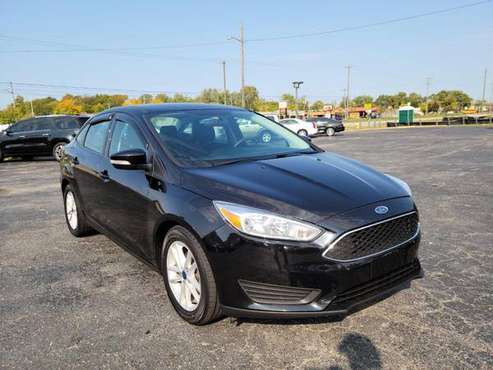 2017 FORD FOCUS SE CLEAN TITLE NO ACCIDENTS LOOKS AND RUNS GREAT -... for sale in Riverview, MI