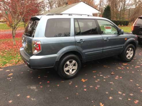 2007 Honda pilot - cars & trucks - by owner - vehicle automotive sale for sale in Ansonia, CT