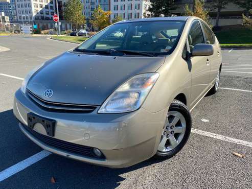 TOYOTA PRIUS ONE OWNER NO ACCIDENTS!! - cars & trucks - by owner -... for sale in Mc Lean, District Of Columbia