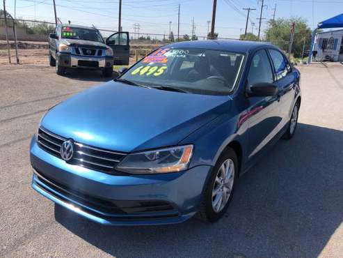 2015 Volkswagen Jetta SE 63000 miles for sale in El Paso Texas 79915, TX