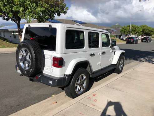 2018 Jeep Wrangler Unlimited JL Hardtop Sahara (26, 500 miles) - cars for sale in Kailua, HI