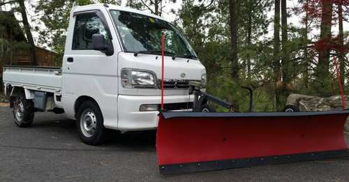 Daihatsu Hijet Mini-Truck with Snow Plow, 17000 Original Miles for sale in Spokane, WA