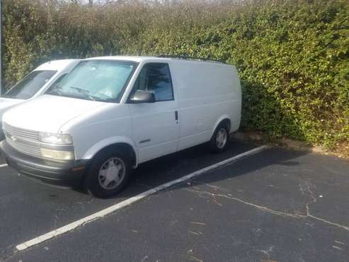 2002 Chevy Astro Van - cars & trucks - by owner - vehicle automotive... for sale in Simpsonville, SC