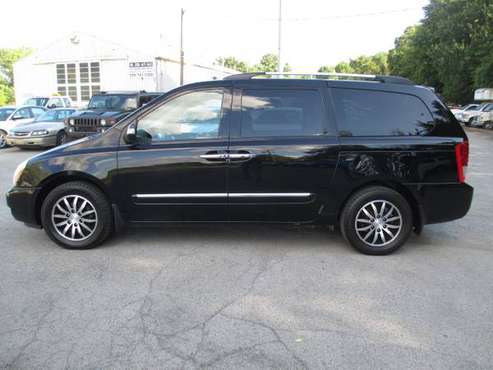 2012 Kia Sedona EX - cars & trucks - by dealer - vehicle automotive... for sale in Youngstown, OH