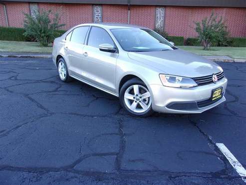 *** 2013 VW Jetta TDI, Only 21K One Owner Miles!!! *** - cars &... for sale in Tulsa, OK