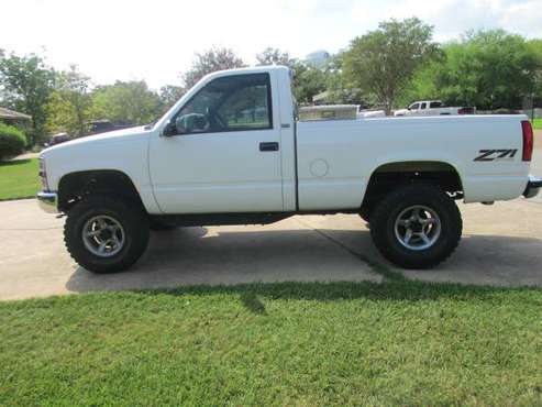 89 chevy truck-4WD for sale in College Station , TX