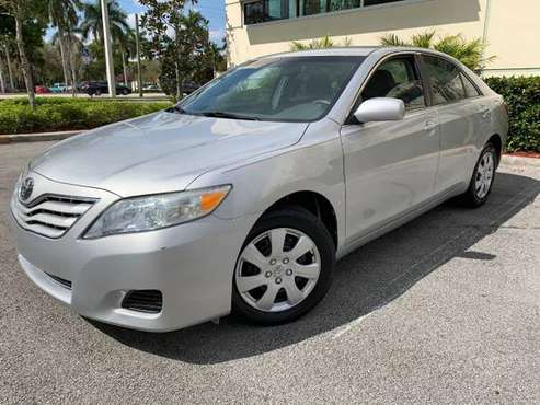 TOYOTA CAMRY LE - cars & trucks - by owner - vehicle automotive sale for sale in Plantation, FL