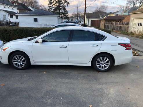 2015 Nissan Altima S 2.5L - cars & trucks - by owner - vehicle... for sale in Coopers Plains, NY