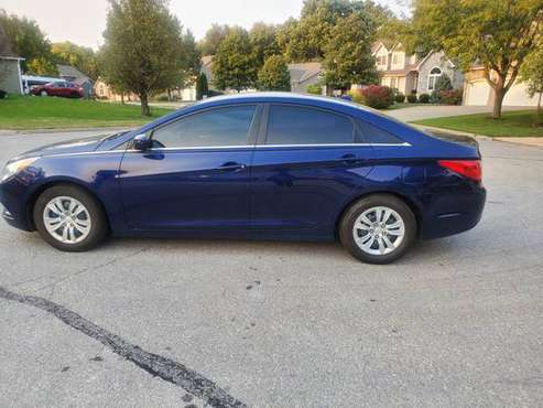 2012 Hyundai Sonata - cars & trucks - by owner - vehicle automotive... for sale in Lawrence, KS