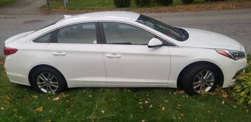 MINT/ LOW MILES 2015 HYUNDAI SONATA FOR SALE!! for sale in Cumberland, RI