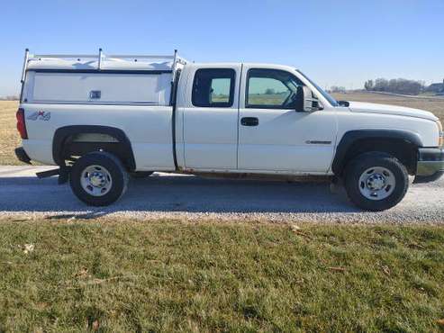 06 Chevy Silverado 2500HD - cars & trucks - by owner - vehicle... for sale in Kalona, IA