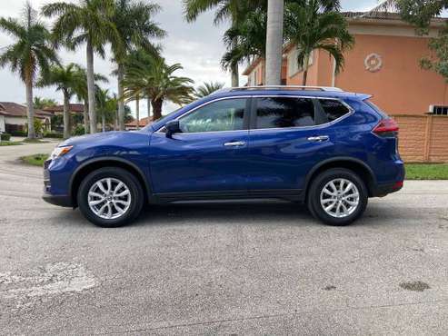 Rogue SV 2018 *Nissan Rogue * - cars & trucks - by owner - vehicle... for sale in Miami, FL