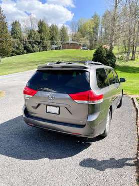 2014 Toyota Sienna XLE for sale in Cedar Bluff, VA