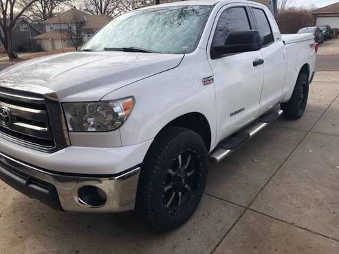 2013 Toyota Tundra - cars & trucks - by owner - vehicle automotive... for sale in Overland Park, MO