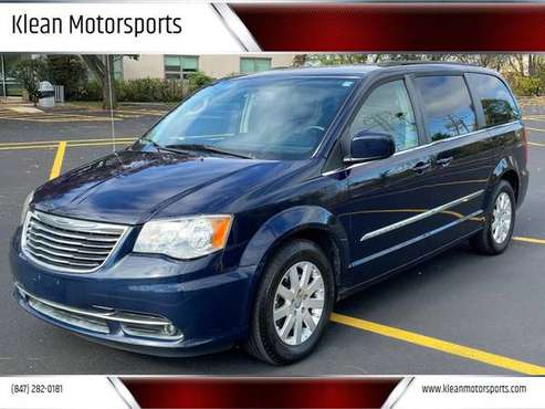 2014 CHRYSLER TOWN AND COUNTRY TOURING LEATHER 3ROW GOOD BRAKES... for sale in Skokie, IL