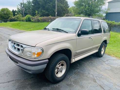 1997 FORD EXPLORER 4WD - 2900! GREAT PRICE! - - by for sale in Winston Salem, NC