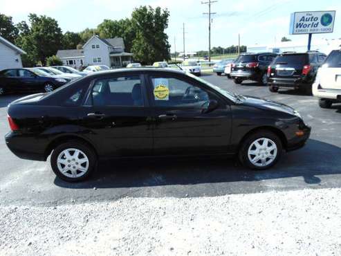 2007 FORD FOCUS ZX4 SE - cars & trucks - by dealer - vehicle... for sale in CHURUBUSCO, IN, IN