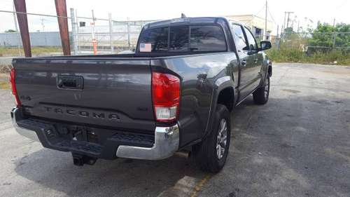 2017 Toyota Tacoma SR5 4x4 for sale in Fort Lauderdale, GA