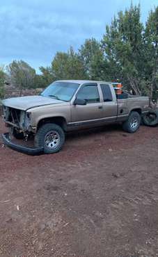 1996 Chevy 1500 4 x 4 extended cab for sale in White Mountain Lake, AZ