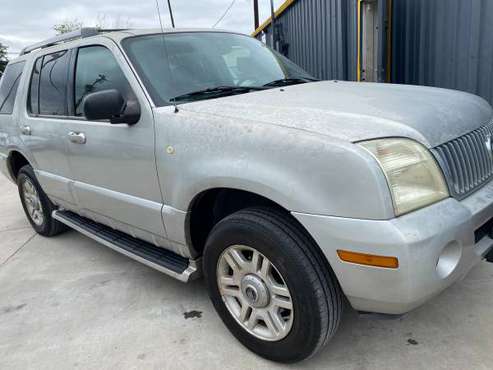 2005 mercury mountaineer AWD V8 - cars & trucks - by owner - vehicle... for sale in Grand Prairie, TX