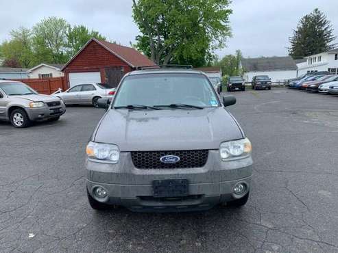 2006 Ford Escape 4dr 3 0L XLT 4WD - - by dealer for sale in East Windsor, MA