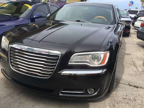 ***2013 CHRYSLER 300 C **CLEAN TITLE***APPROVAL GURANTEED!!! for sale in Fort Lauderdale, FL