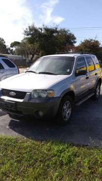 2005 ford Escape XLT - cars & trucks - by owner - vehicle automotive... for sale in Port Orange, FL