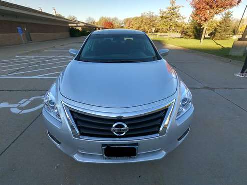 2014 Nissan Altima 2.5S - cars & trucks - by owner - vehicle... for sale in WAUKEE, IA