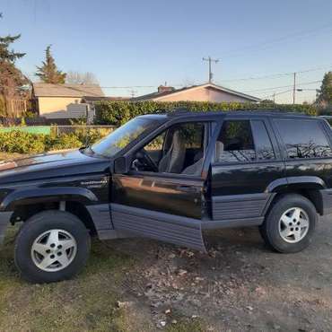 1995 jeep grand Cherokee laredo - cars & trucks - by owner - vehicle... for sale in Seattle, WA