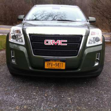 GMC Terrain - cars & trucks - by owner - vehicle automotive sale for sale in Schenectady, NY