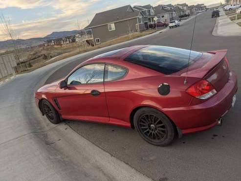 $2400 - 2006 Hyundai Tiburon OBO - cars & trucks - by owner -... for sale in Fort Collins, CO