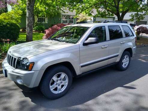 2007 Jeep Grand Cherokee Laredo silver/gray leather remote start for sale in Vancouver, OR