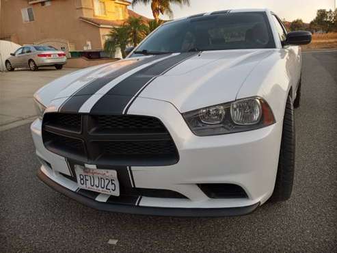 2012 Dodge Charger hemi runs great Smogged clean title 28k miles -... for sale in Menifee, CA