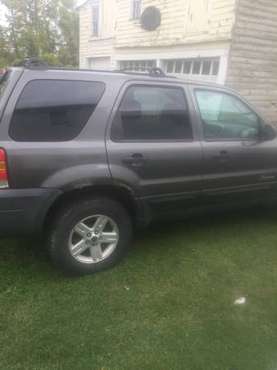 2005 Ford excape hybrid 4x4 for sale in Cobleskill, NY