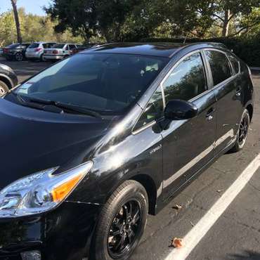 2015 Prius 4 (31k mi) for sale in Santa Barbara, CA