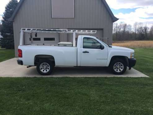 2008 Chevy 1/2 ton truck for sale in Montrose, MI